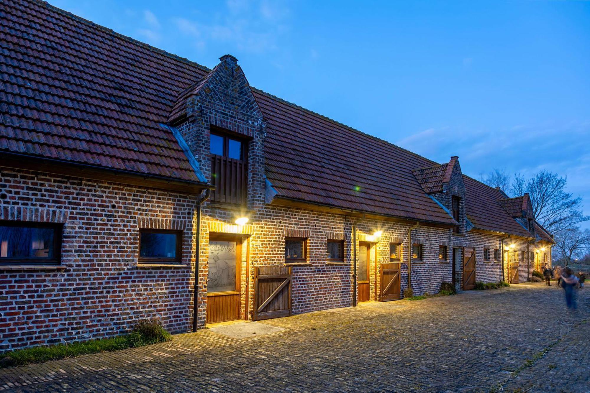 Holiday Home 'T Hof Der Witte Damen เวอร์เนอ ภายนอก รูปภาพ